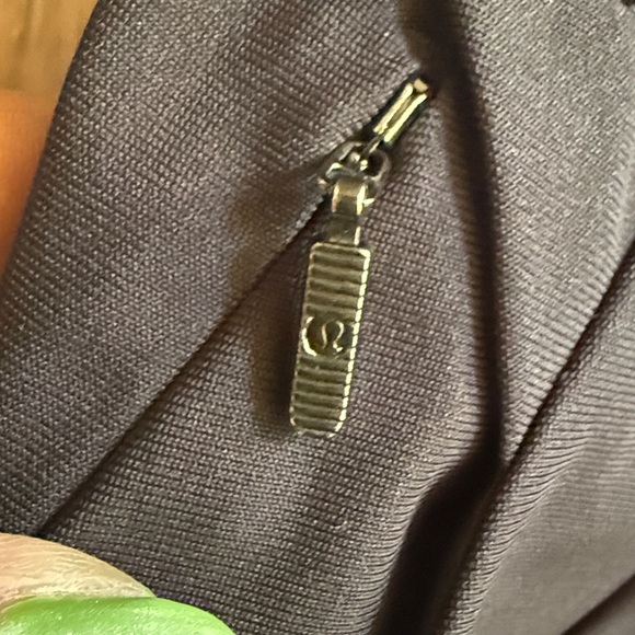 Lululemon Essential High Rise Trouser - Picture 3 of 7